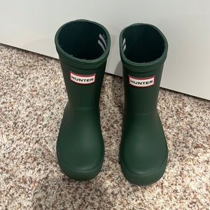 Kids green hunter boots